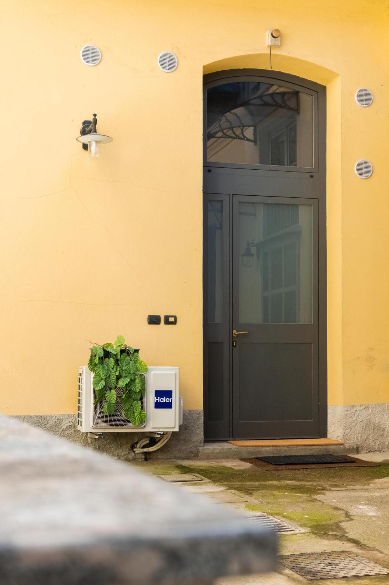 Mini Loft Torre San Vitale Como Exterior photo